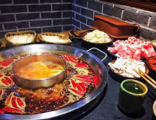 十大成都火鍋排名,小龍坎火鍋、蜀九香火鍋人氣高