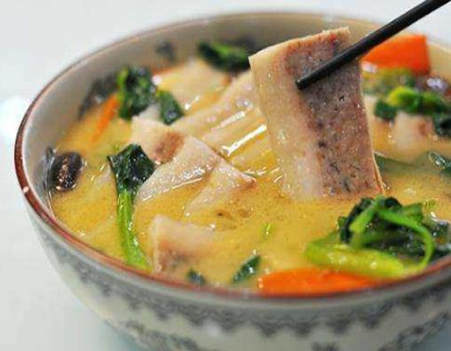 宿遷十大小吃排名,溜素桂魚是傳統漢族菜,膘雞鮮嫩美味