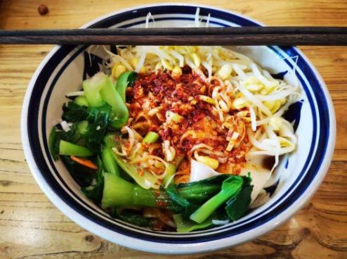 咸陽(yáng)十大小吃排名,油潑面香辣可口,燒雞是咸陽(yáng)特色