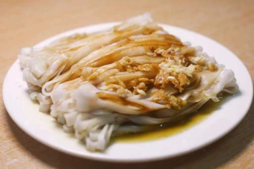 茂名十大小吃排名,牛腩河粉湯汁濃郁,簸箕炊是茂名傳統(tǒng)小吃