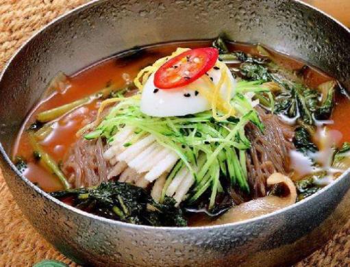 十大沈陽西塔美食排名,辣炒年糕回味無窮,牛窩骨湯營養豐富