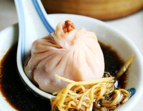 武漢吉慶街十大小吃,老通城豆皮稱豆皮大王,五仲炸肉很鮮美