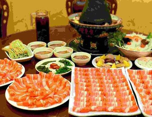 武漢吉慶街十大小吃,老通城豆皮稱豆皮大王,五仲炸肉很鮮美