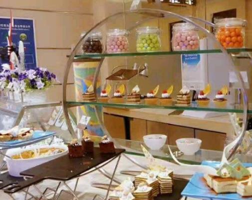 沈陽十大自助餐排行榜,皇朝萬鑫自助餐廳水果海鮮很豐盛