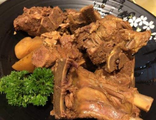 大連好吃的餐廳排名,品海樓值得品嘗,群英樓生意火爆