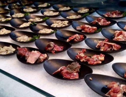 沈陽十大自助餐排行榜,皇朝萬鑫自助餐廳水果海鮮很豐盛