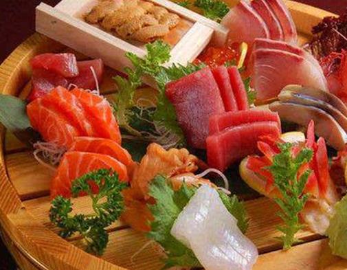 上海十大自助餐排名,榮新館有鰣魚表演,桐花和食有頂級日料