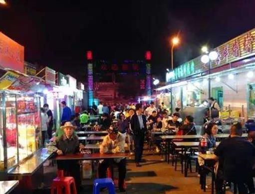 天津十大小吃街排名,遼寧路小吃街的煎餅果子很不錯