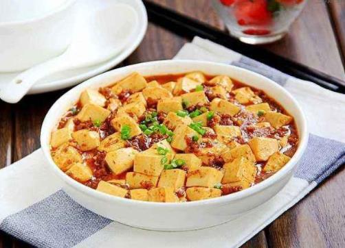 2019今日頭條年度搜索食譜榜單,剁椒魚頭的做法深受90后喜歡