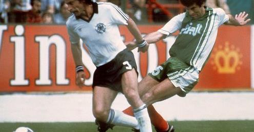 世界杯歷史上十大冷門比賽排行榜 世界杯足球賽場有哪些以弱勝強冷門