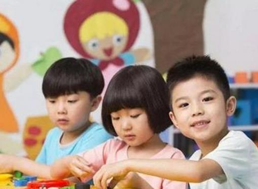 女生最吃香的十大專業(yè)排名,小語種前景好,學前教育是熱門專業(yè)