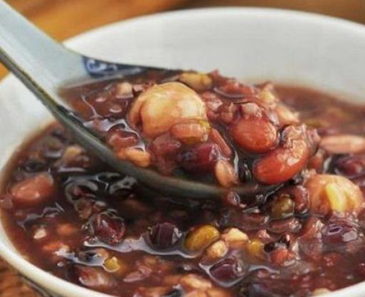 十大公認最抗餓的食物,壓縮餅干能量豐富,牛肉干營養價值高