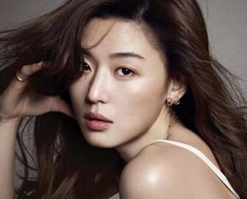 十大最會穿的韓國女星排名,孔孝真很時髦,全智賢衣品簡約知性