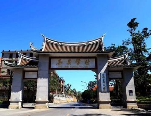 廈門旅游必去十大景點,鼓浪嶼海灘優(yōu)美,鐵路公園是帶狀公園