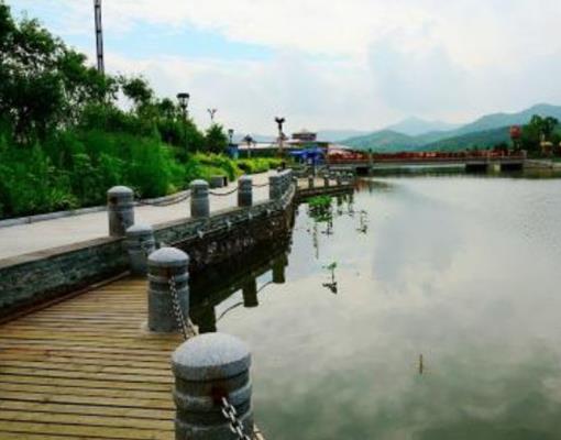 遼陽(yáng)十大景點(diǎn)排名,龍石風(fēng)景區(qū)森林資源豐富,廣佑寺受歡迎