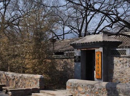 遼陽(yáng)十大景點(diǎn)排名,龍石風(fēng)景區(qū)森林資源豐富,廣佑寺受歡迎