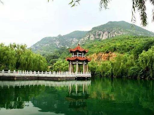 章丘景點排行榜,百脈泉與趵突泉齊名,朱家峪古村為梯形聚落