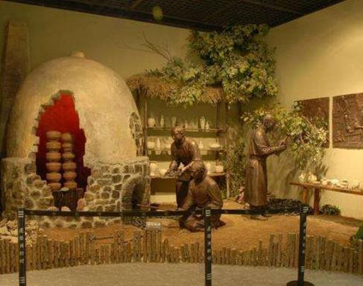 遼陽(yáng)十大景點(diǎn)排名,龍石風(fēng)景區(qū)森林資源豐富,廣佑寺受歡迎