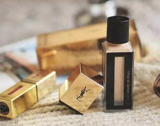 十大油皮粉底液排名,雅詩蘭黛dw持妝粉底液堪稱油皮親媽