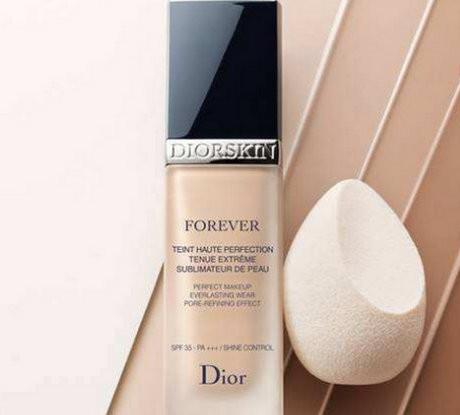 十大油皮粉底液排名,雅詩蘭黛dw持妝粉底液堪稱油皮親媽