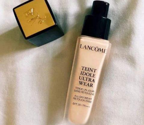 十大油皮粉底液排名,雅詩蘭黛dw持妝粉底液堪稱油皮親媽