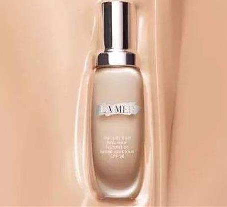 十大口碑最好的粉底液排名,阿瑪尼權力粉底液主打遮瑕