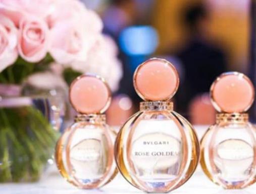 2020十大撩漢香水排行,Dior真我香水、YSL黑鴉片花之怒女神必備