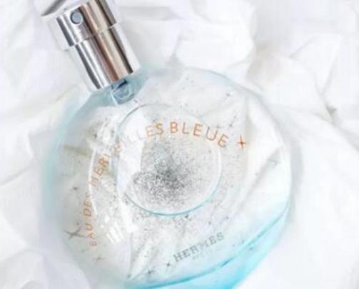 2020十大撩漢香水排行,Dior真我香水、YSL黑鴉片花之怒女神必備