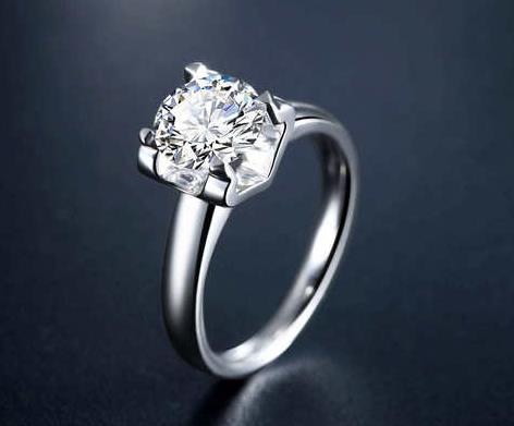 十大鉆戒品牌排行,卡地亞鉆戒受貴族喜愛,寶格麗鉆戒是輕奢品牌