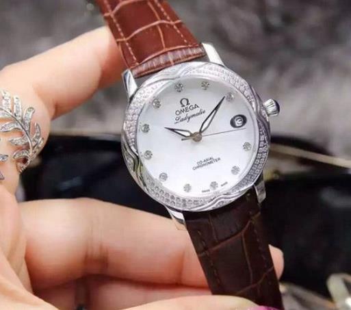 女士手表品牌排名,卡地亞工藝聞名,積家手表精細加工程度高