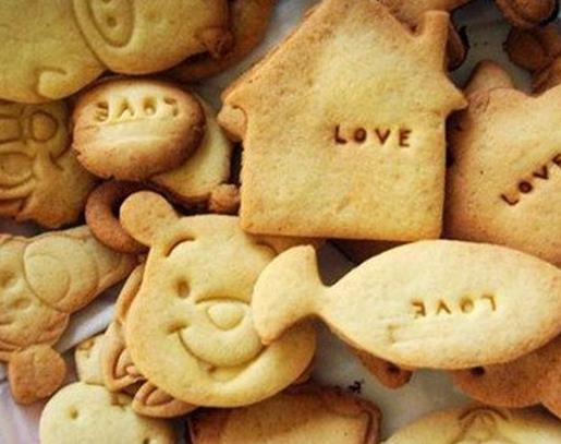 世界十大垃圾食物排名,油炸食品易產(chǎn)生致癌物質(zhì),腌制食品易引發(fā)潰瘍