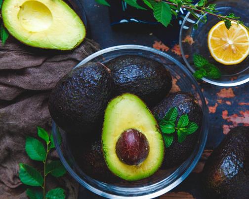 世界上最難吃的水果,火參果有黃瓜味,百香果味道很酸