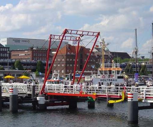 世界十大可移動橋梁排名,英國倫敦塔橋、斯勞霍夫橋聞名世界