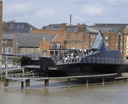 世界十大可移動橋梁排名,英國倫敦塔橋、斯勞霍夫橋聞名世界