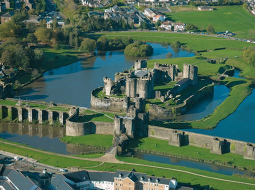 世界十大最讓人驚嘆的護城河,梅登城堡、博丁安城堡值得留戀