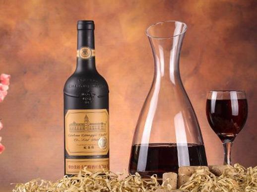 2020年十大香檳酒品牌排名,張裕香檳規模大,酩悅國際知名度高