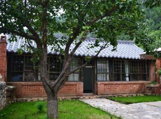 十大國內(nèi)民宿品牌,松贊綠谷環(huán)境優(yōu)美,山里寒舍有歷史沉淀感