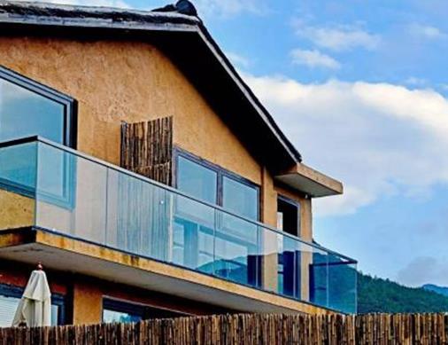 十大國內(nèi)民宿品牌,松贊綠谷環(huán)境優(yōu)美,山里寒舍有歷史沉淀感