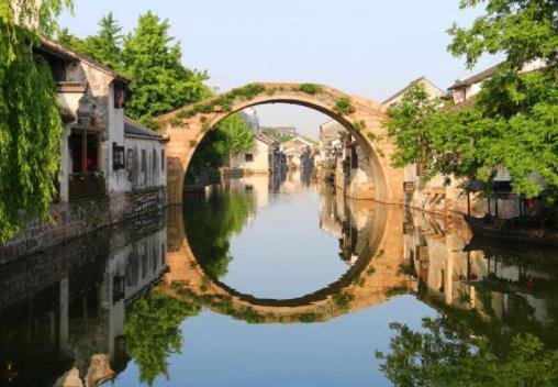 國內(nèi)十大旅游城市排行榜,伊犁很夢幻、長白山是滿族發(fā)祥地