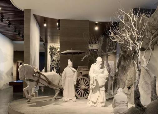 十大最合適女生報考的專業,學前教育、小語種都是很好的專業