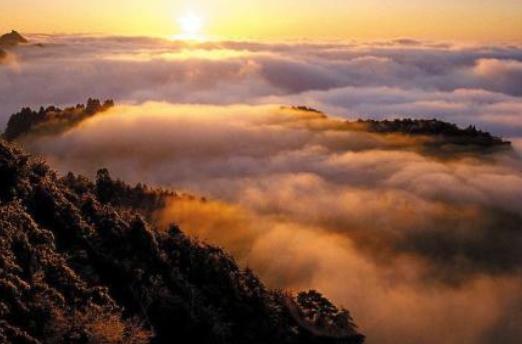 國內(nèi)十大旅游城市排行榜,伊犁很夢幻、長白山是滿族發(fā)祥地