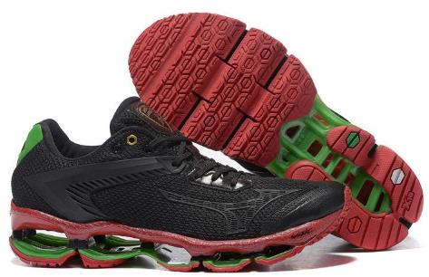 十大好品質跑步鞋品牌,耐克跑步鞋、阿迪達斯跑步鞋很有名