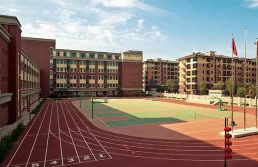 中國排名前十的高中學(xué)校,中國人民大學(xué)附屬中學(xué)、河北衡水中學(xué)有實力