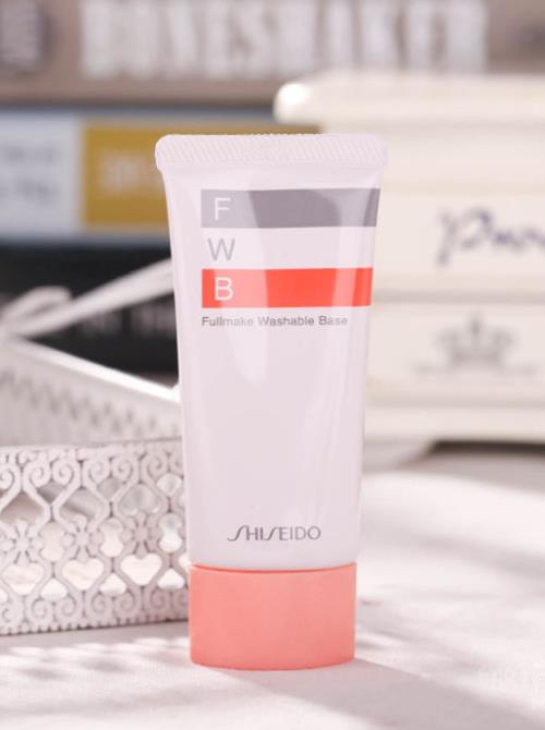 超好用妝前乳排行榜,VDL 貝殼提亮妝前乳、資生堂妝前乳修飾肌膚