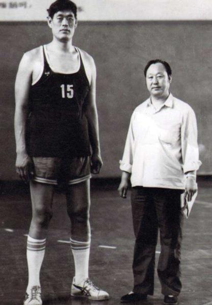 中國男籃歷史最強十人,姚明家喻戶曉、易建聯是CBA史上總得分王