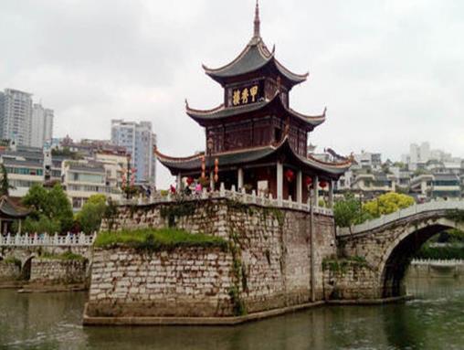 貴陽十大免費景點,阿哈湖國家濕地公園、多彩貴州城有民族特色