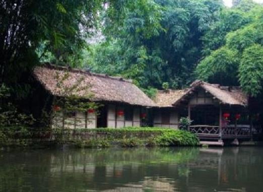 成都旅游必去的網(wǎng)紅景點(diǎn),寬窄巷子、錦里古街感受古蜀文化