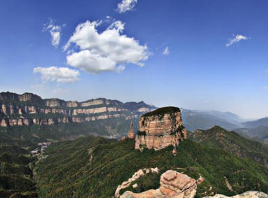 石家莊十大最美景點,隆興寺又名大佛寺,嶂石巖的回音壁效果好