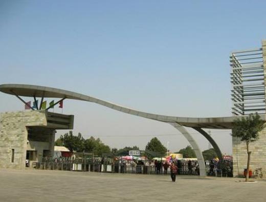 石家莊十大最美景點,隆興寺又名大佛寺,嶂石巖的回音壁效果好