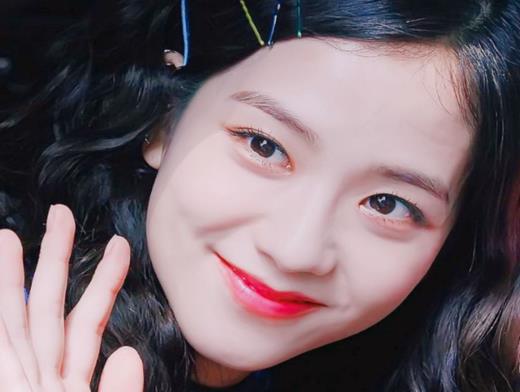 2020韓國愛豆ins粉絲排名,Lisa長得又純又欲,Jennie知名度高